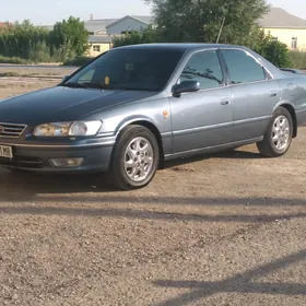 Toyota Camry 2001