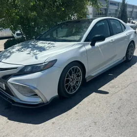 Toyota Camry 2022