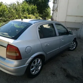 astra j sag yzy fara