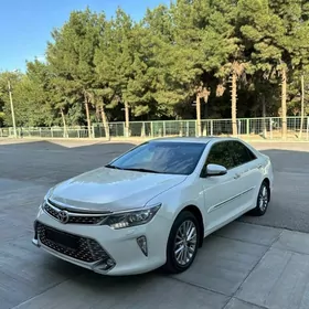 Toyota Camry 2017