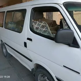 Toyota Hiace 1995