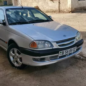 Toyota Avensis 2003