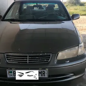 Toyota Camry 2000