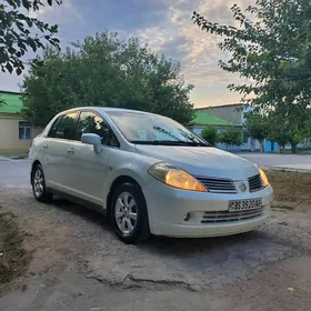 Nissan Tiida 2006