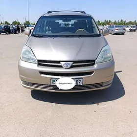 Toyota Sienna 2004