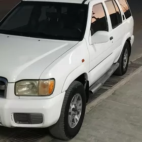 Nissan Pathfinder 1999