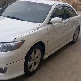 Toyota Camry 2010