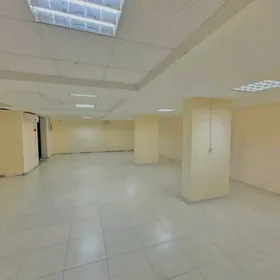 Gurtli.Sklad üçin Ýer/100m²