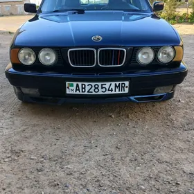 BMW 525 1990