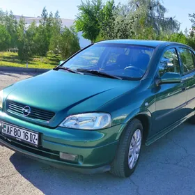 Opel Astra 2001