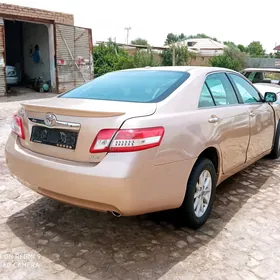 Toyota Camry 2010