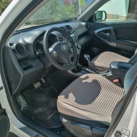 Toyota RAV4 2009