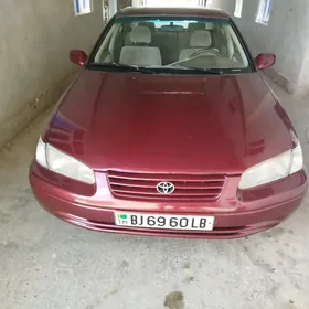 Toyota Camry 1998