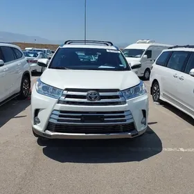 Toyota Highlander 2019