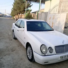 Mercedes-Benz 230E 1996