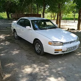 Toyota Camry 1993