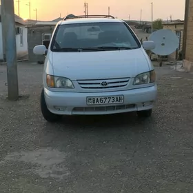 Toyota Sienna 2002