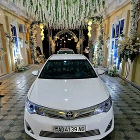 Toyota Camry 2012