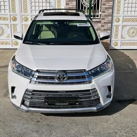 Toyota Highlander 2019