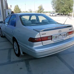 Toyota Camry 1998