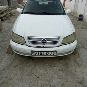 Opel Omega 2003