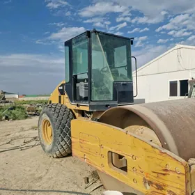 Caterpillar Dozer 2006