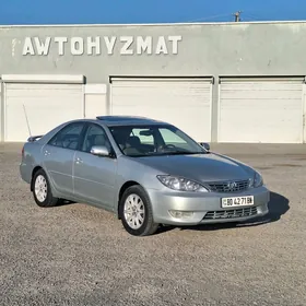 Toyota Camry 2004