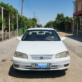 Toyota Camry 1998