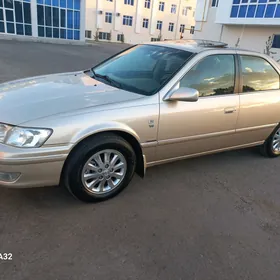 Toyota Camry 2001