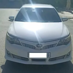 Toyota Camry 2012