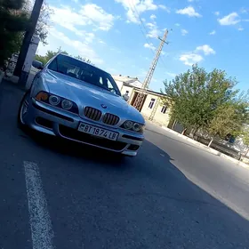 BMW E39 1999