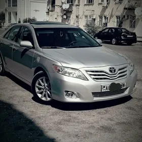 Toyota Camry 2010