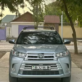 Toyota Highlander 2019