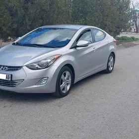 Hyundai Elantra 2011