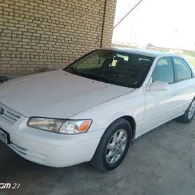 Toyota Camry 1997