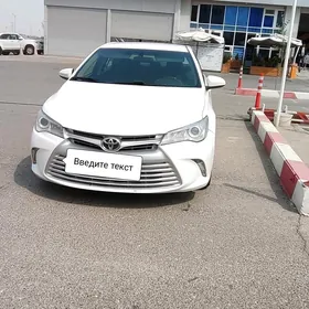 Toyota Camry 2017