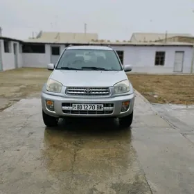 Toyota RAV4 2001