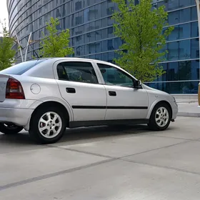 Opel Astra 2002