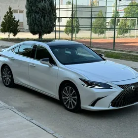 Lexus ES 350 2021