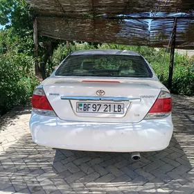 Toyota Camry 2004