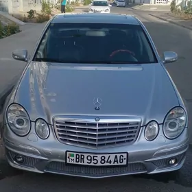 Mercedes-Benz E350 2006