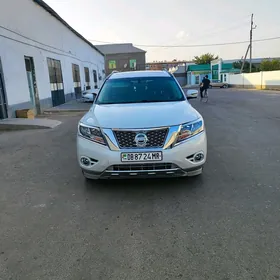 Nissan Pathfinder 2018