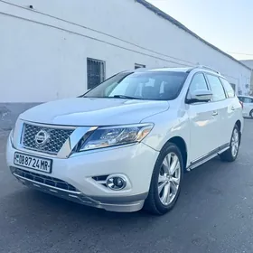 Nissan Pathfinder 2018