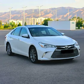 Toyota Camry 2016