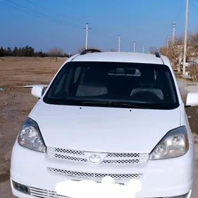 Toyota Sienna 2004