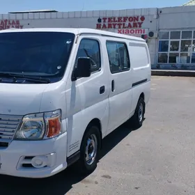 Nissan Urvan 2007