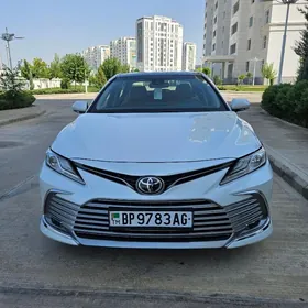 Toyota Camry 2023