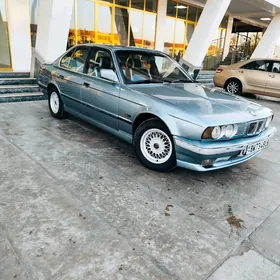 BMW 525 1988