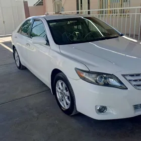 Toyota Camry 2011