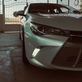 Toyota Camry 2017